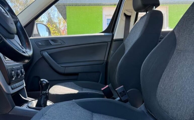 Skoda Yeti Diesel 2.0 2016 Manuala m-9 auto-dan.ro