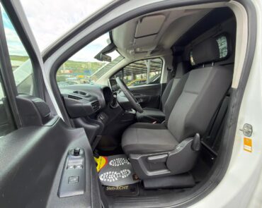 Opel Combo Diesel 1.5 2021 Manuala 11 auto-dan.ro