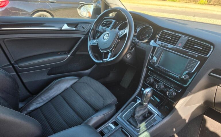 Volkswagen Golf 7 Diesel 2.0 2017 Automata m-6 auto-dan.ro