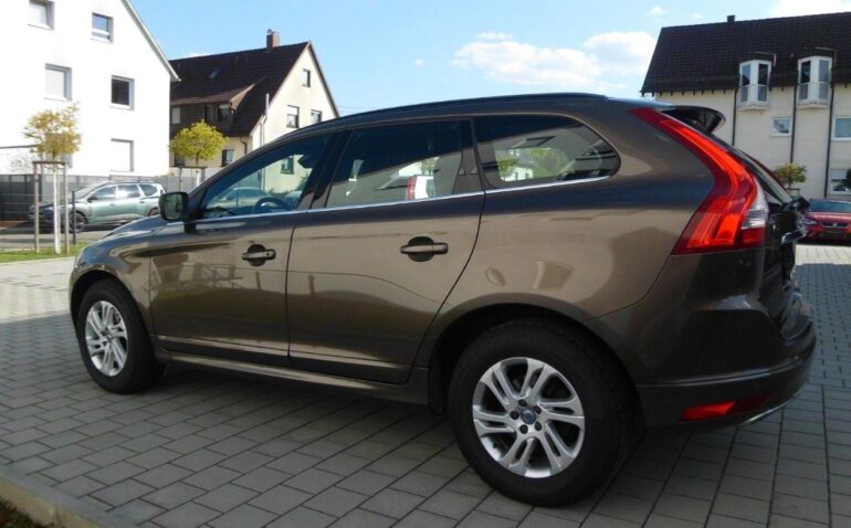 Volvo Xc60 Diesel 2.0 2016 Manuala m-4 auto-dan.ro
