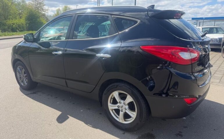 Hyundai iX35 Diesel 2.0 2014 Manuala m-3 auto-dan.ro