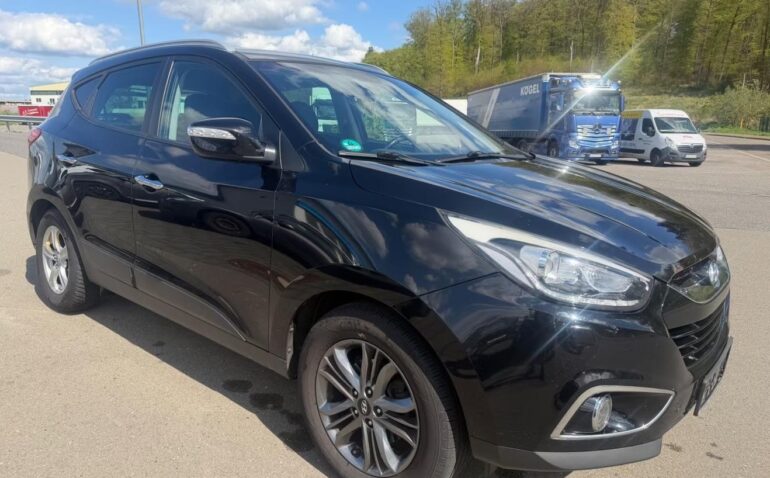 Hyundai iX35 Diesel 2.0 2014 Manuala m-1 auto-dan.ro