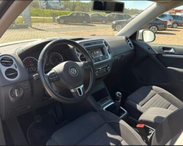 Volkswagen Tiguan Diesel 2.0 2015 Manuala 10 auto-dan.ro