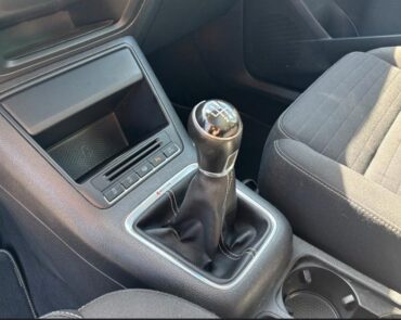 Volkswagen Tiguan Diesel 2.0 2015 Manuala 18 auto-dan.ro