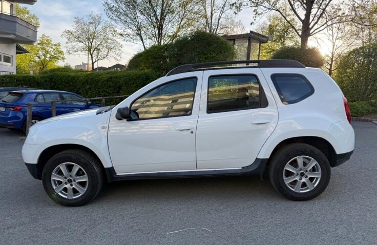 Dacia Duster Diesel 1.5 2011 Manuala m-4 auto-dan.ro