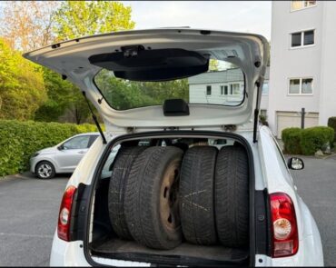 Dacia Duster Diesel 1.5 2011 Manuala 7 auto-dan.ro