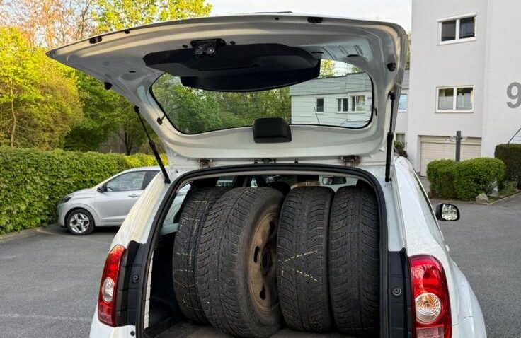 Dacia Duster Diesel 1.5 2011 Manuala m-7 auto-dan.ro