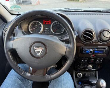 Dacia Duster Diesel 1.5 2011 Manuala 8 auto-dan.ro