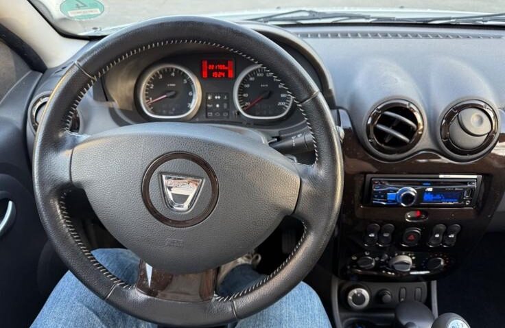 Dacia Duster Diesel 1.5 2011 Manuala m-8 auto-dan.ro