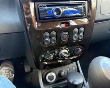 Dacia Duster Diesel 1.5 2011 Manuala 12 auto-dan.ro