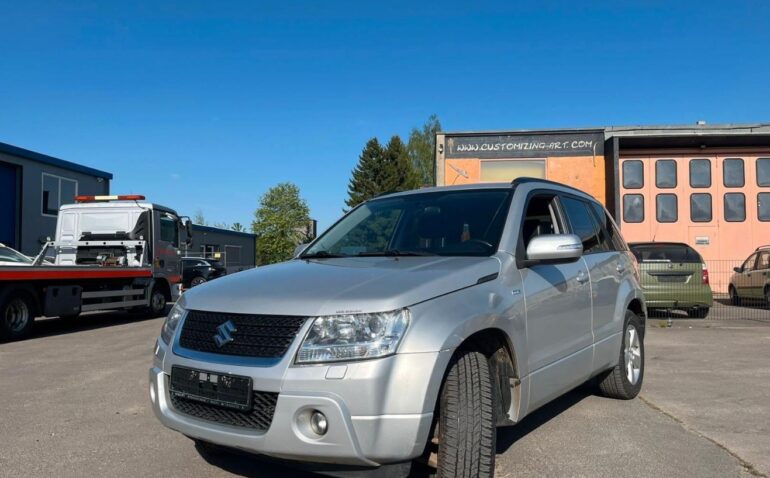 Suzuki Grand Vitara Diesel 1.9 2012 Manuala m-2 auto-dan.ro