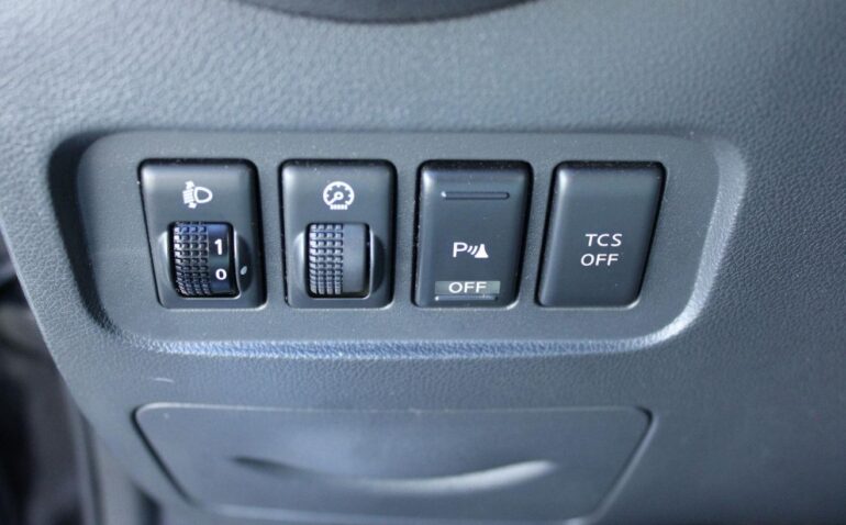 Renault Koleos Diesel 2.0 2012 Manuala m-14 auto-dan.ro