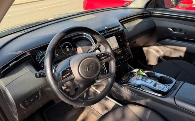Hyundai Tucson Hybrid diesel 1.6 2021 Automata m-6 auto-dan.ro