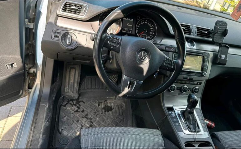 Volkswagen Passat Diesel 2.0 2013 Automata m-7 auto-dan.ro