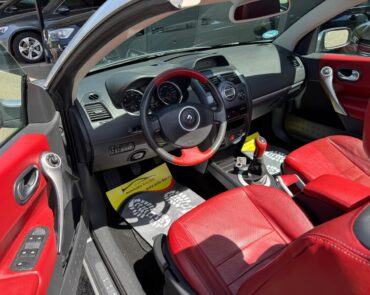 Renault Megane Benzina 1.6 2006 Manuala - Detalii Tehnice