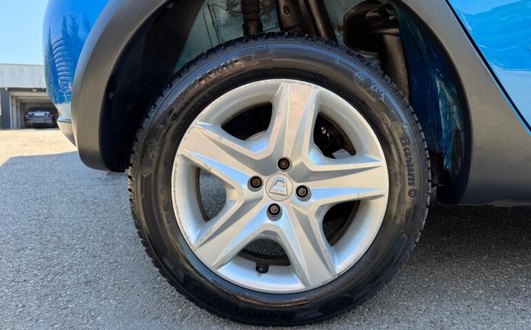 Dacia Sandero Stepway Benzina 0..09 2014 Manuala m-15 auto-dan.ro