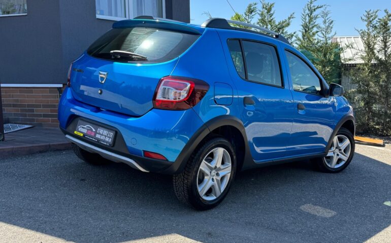 Dacia Sandero Stepway Benzina 0..09 2014 Manuala m-6 auto-dan.ro