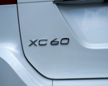 Volvo Xc60 Diesel 2.0 2017 Manuala - Detalii Tehnice
