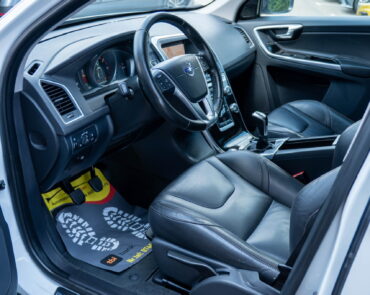 Volvo Xc60 Diesel 2.0 2017 Manuala - Detalii Tehnice