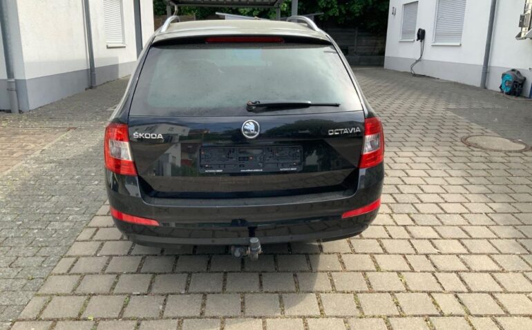 Skoda Octavia Diesel 2.0 2014 Manuala m-6 auto-dan.ro