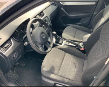 Skoda Octavia Diesel 2.0 2014 Manuala 8 auto-dan.ro