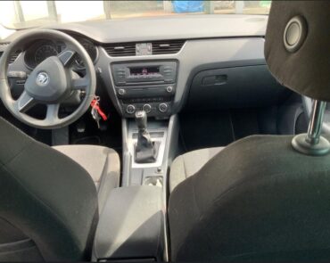 Skoda Octavia Diesel 2.0 2014 Manuala 7 auto-dan.ro