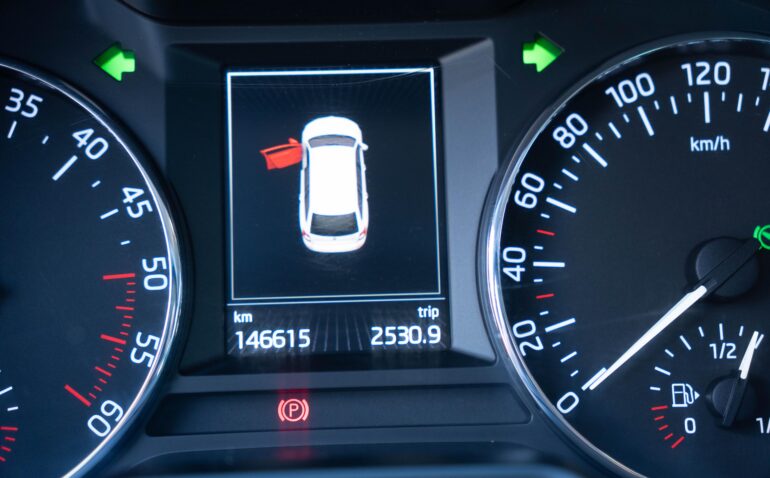 Skoda Octavia Diesel 1.6 2016 Automata m-13 auto-dan.ro