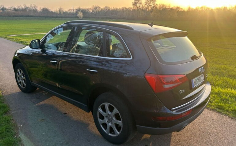 Audi Q5 Diesel 2.0 2015 Manuala m-3 auto-dan.ro