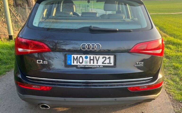 Audi Q5 Diesel 2.0 2015 Manuala m-2 auto-dan.ro