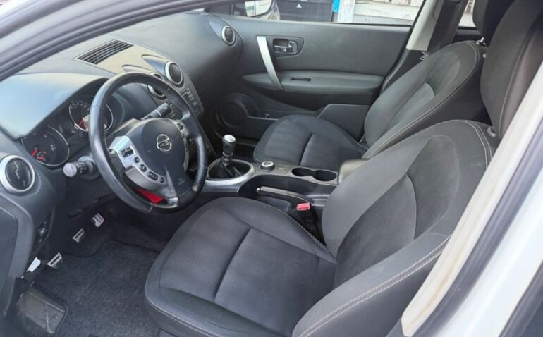 Nissan Qashqai+2 Diesel 1.6 2011 Manuala m-14 auto-dan.ro