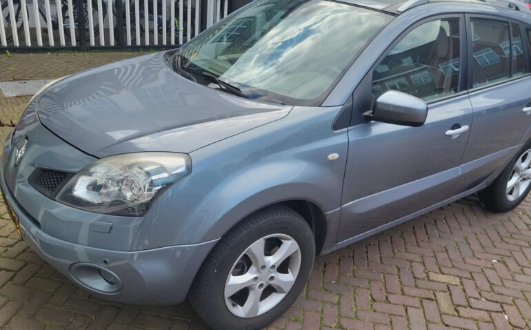 Renault Koleos Diesel 2.0 2009 Manuala m-2 auto-dan.ro