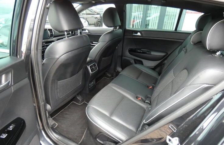 KIA Sportage Diesel 2.0 2016 Automata m-8 auto-dan.ro
