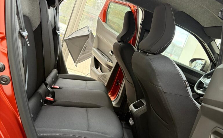 Dacia Duster Benzina + gpl 1.2 2026 Manuala m-12 auto-dan.ro