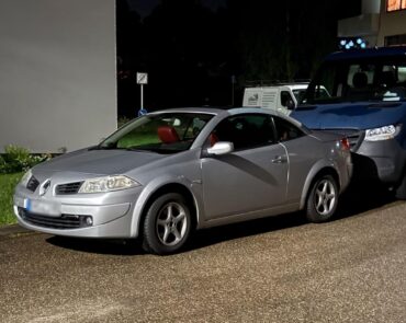 Renault Megane Benzina 1.6 2006 Manuala 3 auto-dan.ro