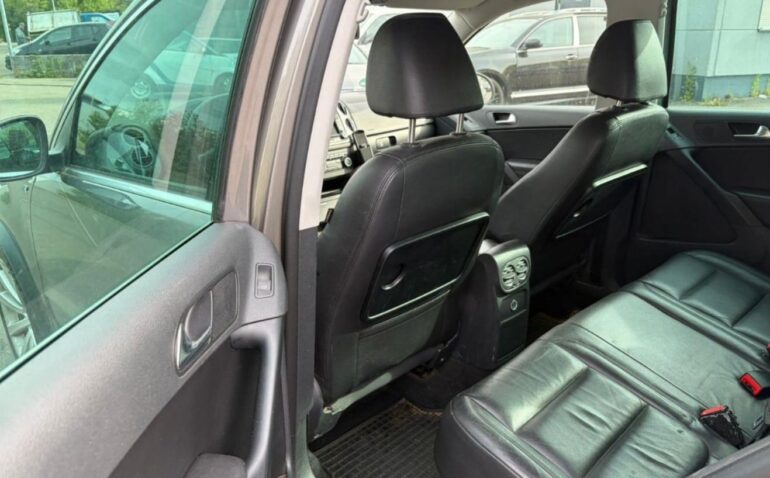 Volkswagen Tiguan Diesel 2.0 2010 Manuala m-7 auto-dan.ro