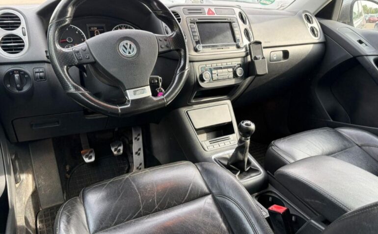 Volkswagen Tiguan Diesel 2.0 2010 Manuala m-4 auto-dan.ro