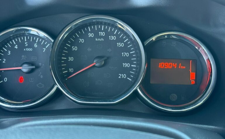 Dacia Sandero Stepway Benzina 0..09 2014 Manuala m-17 auto-dan.ro