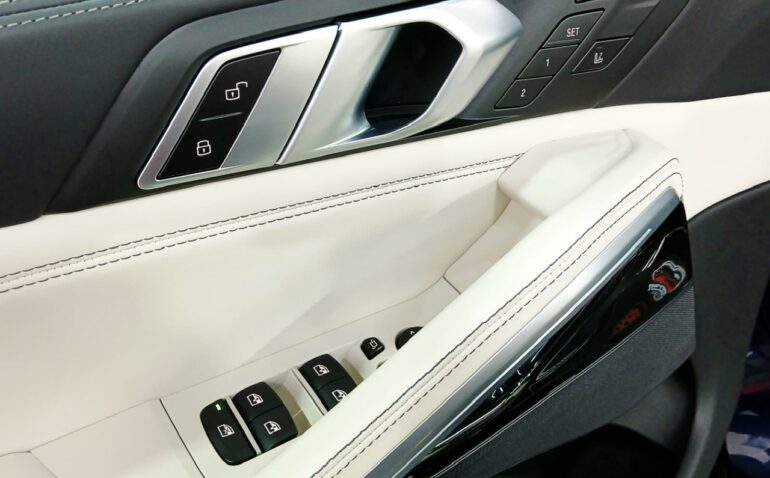 BMW M50i Benzina 4.4 2021 Automata m-31 auto-dan.ro