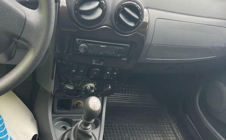 Dacia Duster Diesel 1.5 2011 Manuala m-6 auto-dan.ro