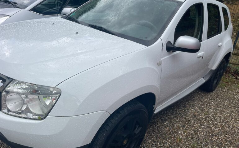 Dacia Duster Diesel 1.5 2011 Manuala m-3 auto-dan.ro