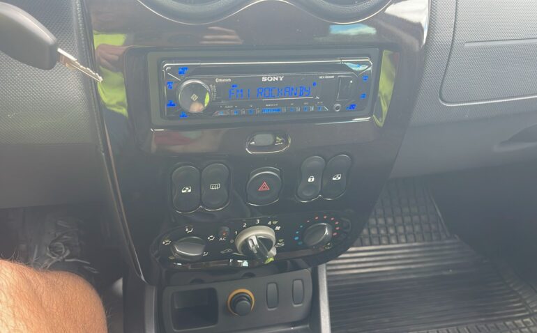 Dacia Duster Diesel 1.5 2011 Manuala m-11 auto-dan.ro