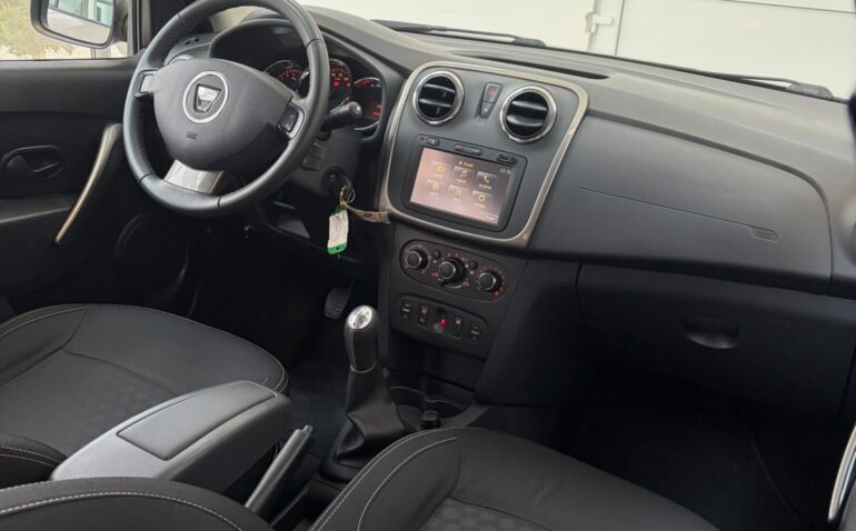 Dacia Logan Benzina 0..009 2014 Manuala m-9 auto-dan.ro