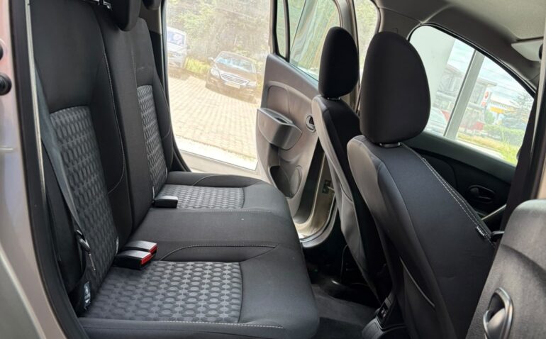 Dacia Logan Benzina 0..009 2014 Manuala m-13 auto-dan.ro