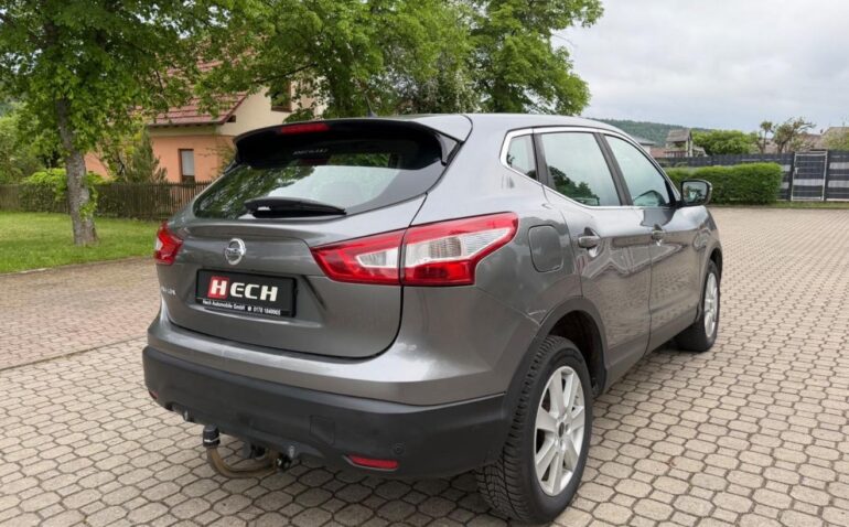 Nissan Qashqai Diesel 1.6 2014 Manuala m-4 auto-dan.ro