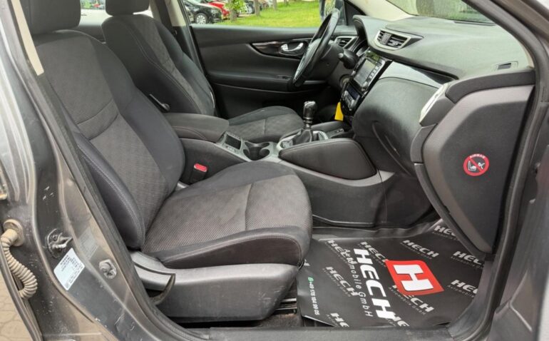 Nissan Qashqai Diesel 1.6 2014 Manuala m-11 auto-dan.ro
