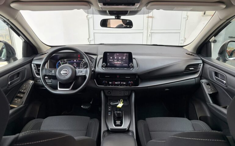 Nissan Qashqai Hybrid benzina 1.5 2023 Automata m-7 auto-dan.ro