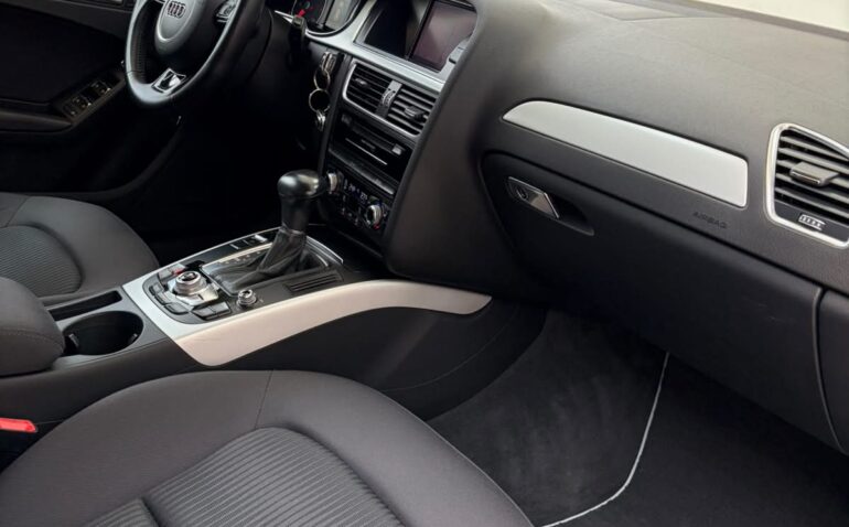 Audi A4 Diesel 2.0 2015 Automata m-11 auto-dan.ro
