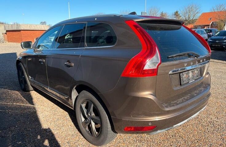 Volvo Xc60 Diesel 2.0 2017 Automata m-3 auto-dan.ro