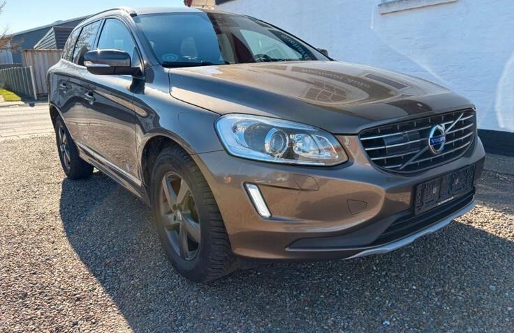 Volvo Xc60 Diesel 2.0 2017 Automata m-1 auto-dan.ro