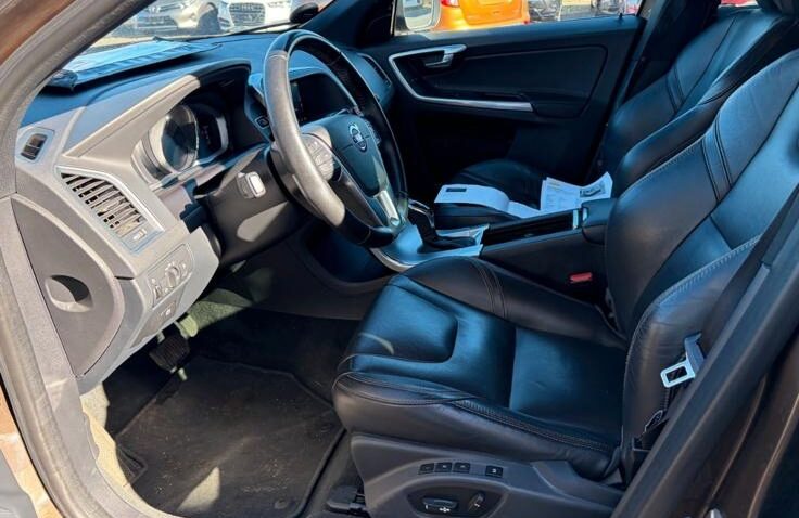 Volvo Xc60 Diesel 2.0 2017 Automata m-9 auto-dan.ro